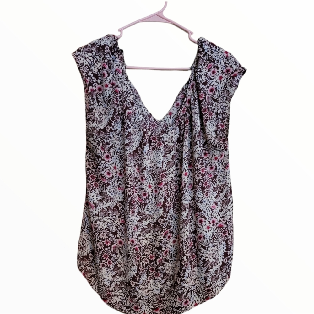 LC Lauren Conrad floral design blouse
